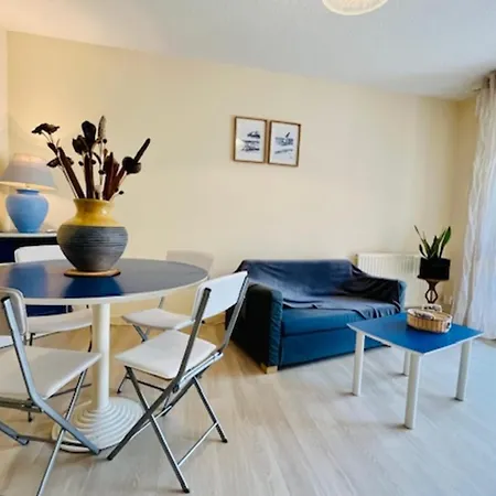 Charming T2 Near Port Des Minimes De * La Rochelle (Charente-Maritime)